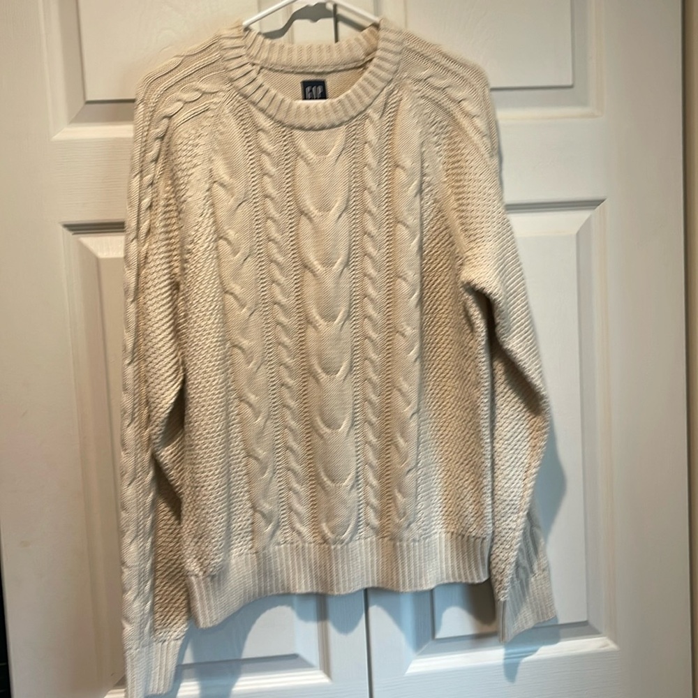 GAP Ivory Cable Knit Crew Neck Sweater